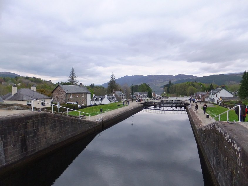 Esclusas Caledonian Canal Fort Augustus Small