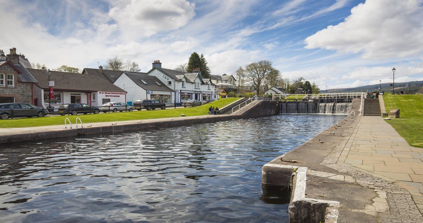 Canal Caledonio y Fort Augustus