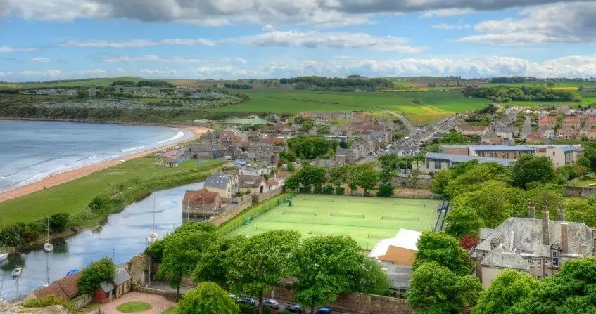 Vista aérea de St. Andrews en Escocia