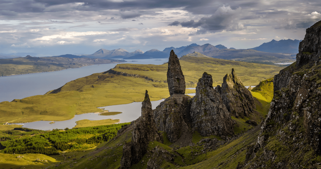 Old Man Of Storr en la Isla de Skye en Escocia, Reino Unido