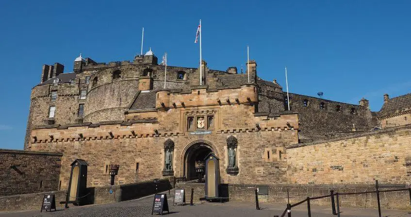 Imagen desde la entrada del castillo del Edimburgo, Escocia