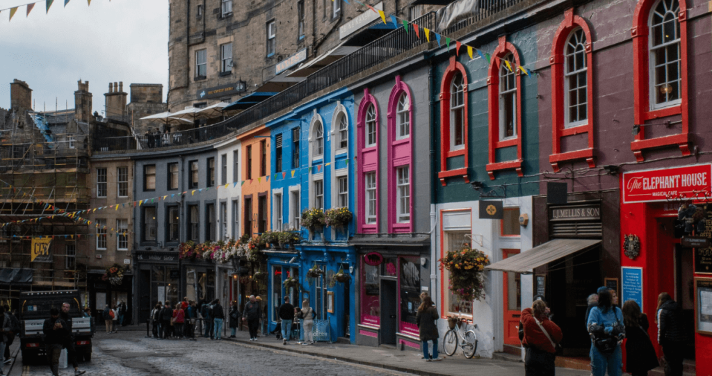 Royal Mile, la calle más importante de Edimburgo, en Escocia