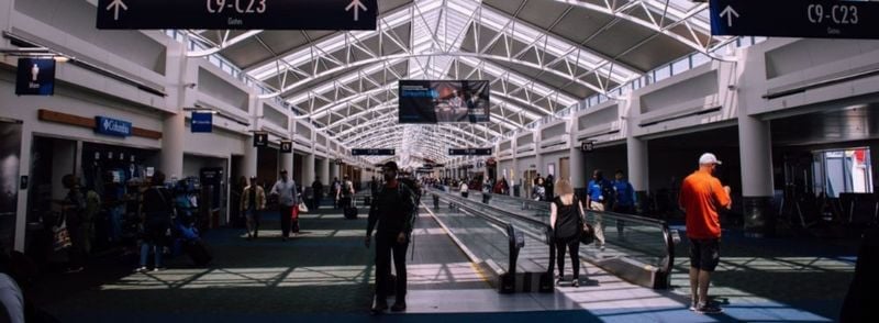 Terminal del aeropuerto de Edimburgo en Escocia