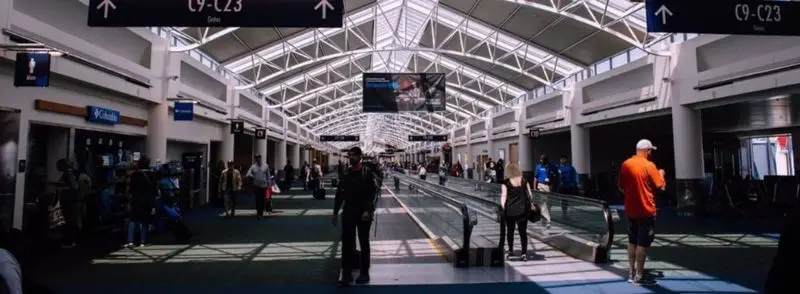 bus-conexion-terminal-aeropuerto-edimburgo Terminal del aeropuerto de Edimburgo en Escocia