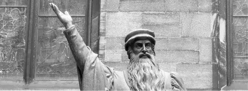 estatua-john-knox-reino-unido-escocia Estatua de John Knox en Escocia, Reino Unido