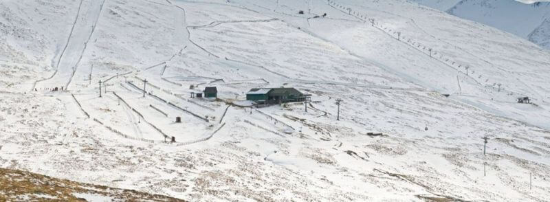 teleferico-montaña-ben-nevis-escocia Montaña Ben Nevis nevada con teleférico en Escocia