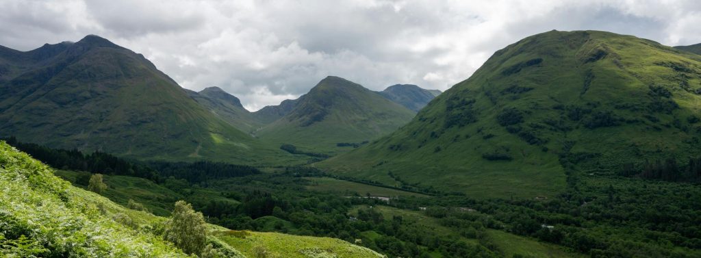 Vista del valle de Glencoe en Escocia