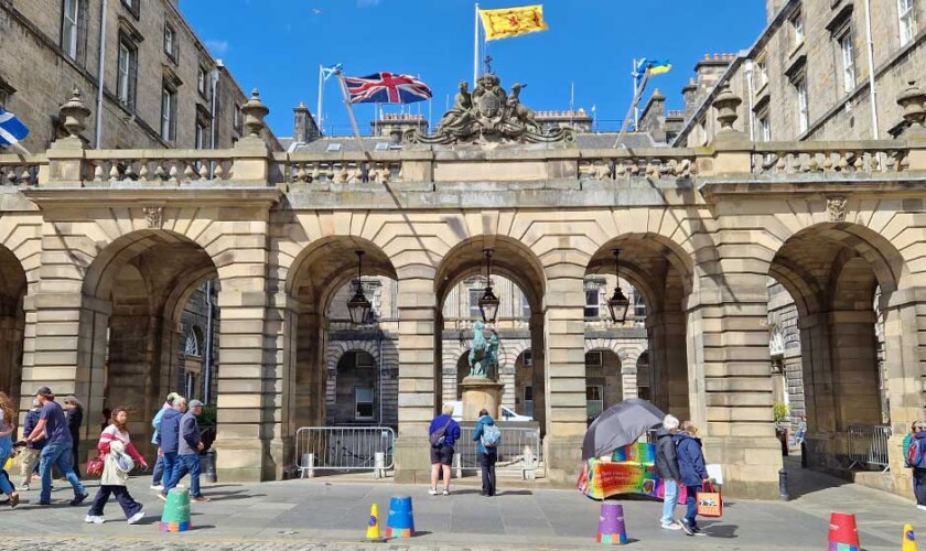 City Chambers de Edimburgo, tour a pie