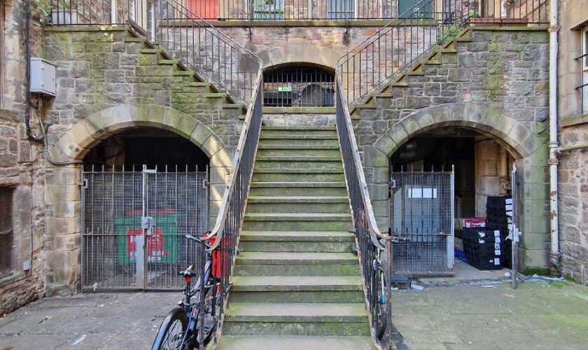 Free tour de Edimburgo, visitando los callejones