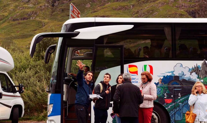 Guía durante el tour al Lago Ness