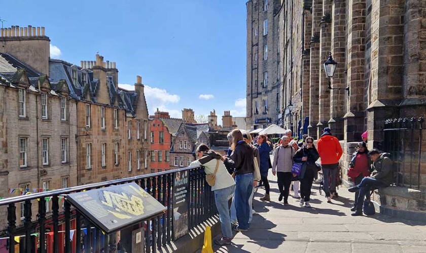Victoria Terrace en el Free Tour de Edimburgo