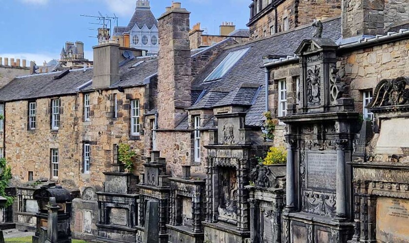 Cementerio de Greyfriars en el free tour de Edimburgo