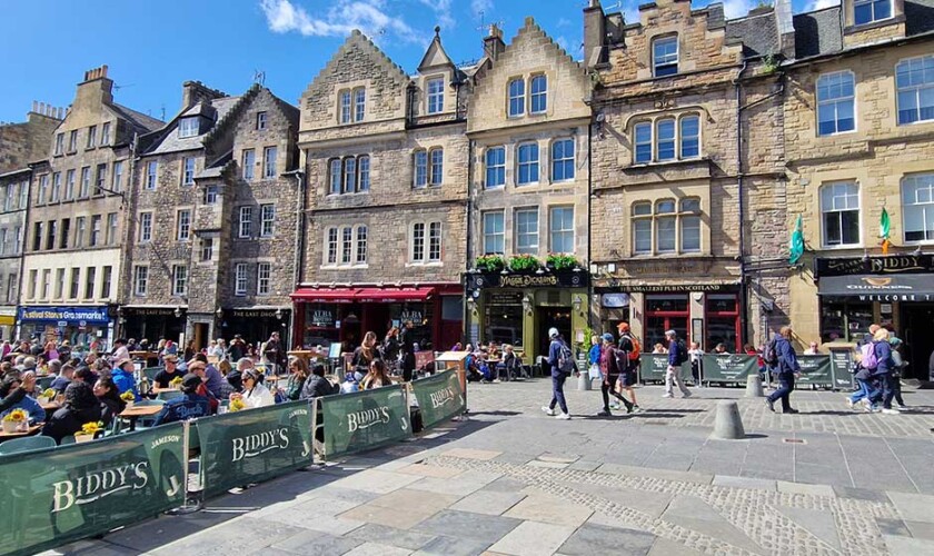 Grassmarket en la visita guiada de Edimburgo