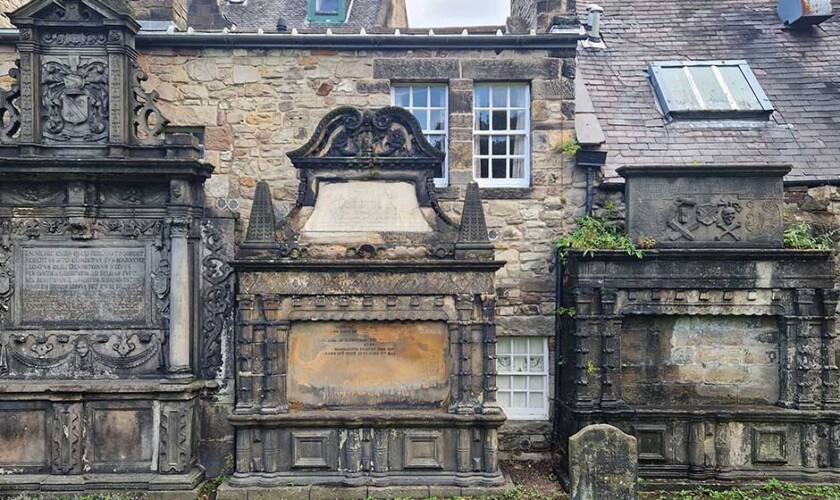 Tour de los fantasmas de Edimburgo tumbas